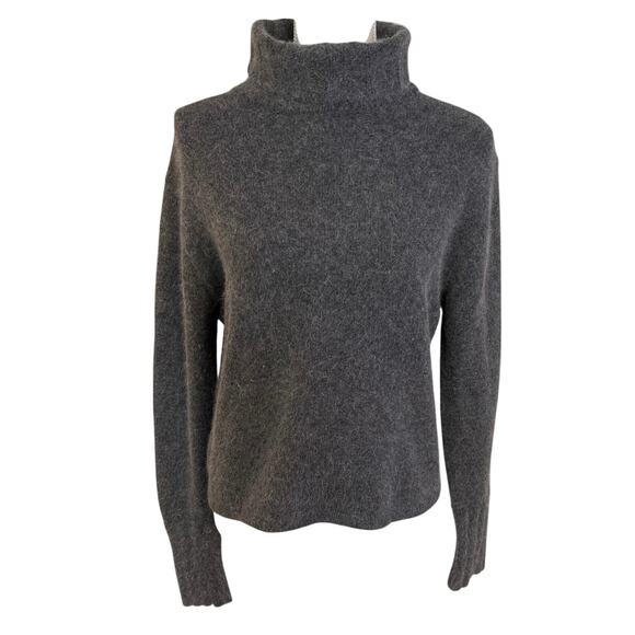 Q&A Sweaters - Vintage Q&A Size M Turtleneck Sweater Cropped Lambswool Angora Grey Gray Y2K